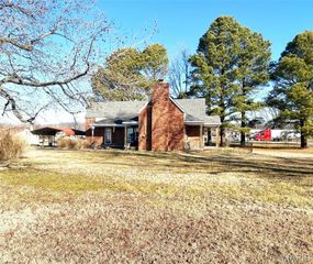 1400 Scott Avenue, Dexter, MO 63841