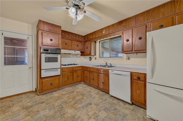 7485 Catalpa Drive, Lower Macungie Twp, PA 18062