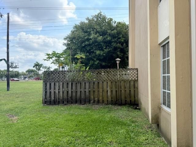 5201 NW Geneva Way 103, Doral, FL 33166