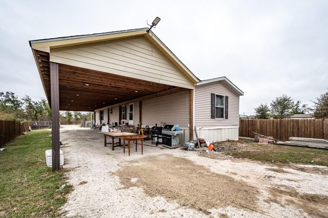 905 Road 5500, Cleveland, TX 77327