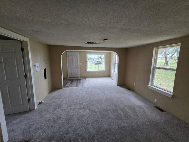 8 Slater Road, Buffalo, MO 65622