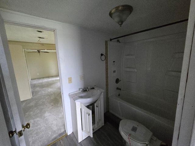 8 Slater Road, Buffalo, MO 65622