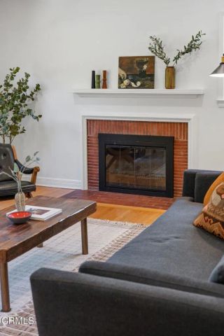 395 N Daisy Avenue, Pasadena, CA 91107