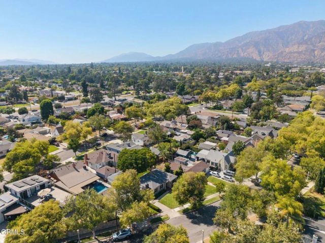 395 N Daisy Avenue, Pasadena, CA 91107