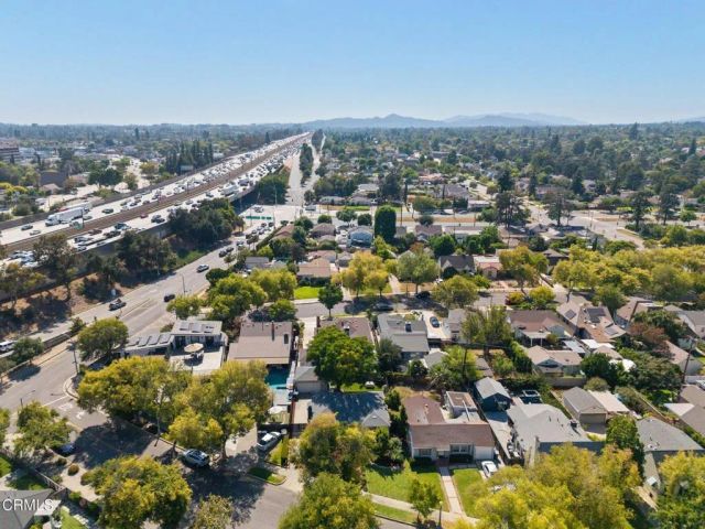 395 N Daisy Avenue, Pasadena, CA 91107