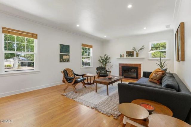 395 N Daisy Avenue, Pasadena, CA 91107