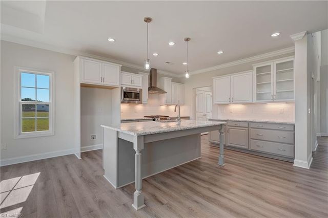 8524 Fairgrove Church Road, Browns Summit, NC 27214
