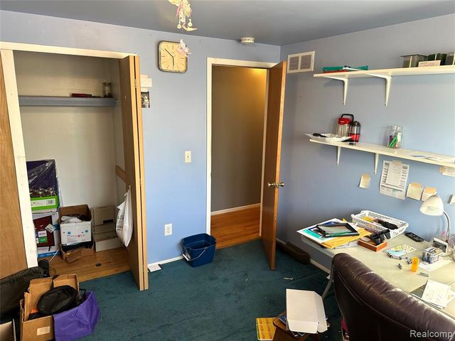 25112 Madden Street, Taylor, MI 48180