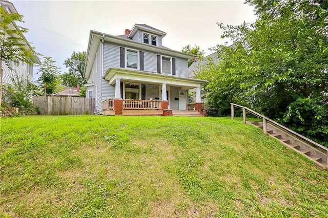 2512 Jules Street, St Joseph, MO 64501
