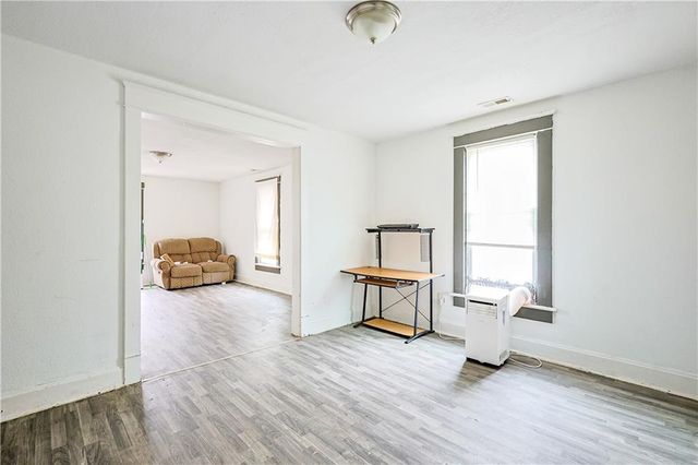 2512 Jules Street, St Joseph, MO 64501