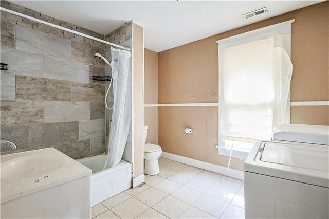 2512 Jules Street, St Joseph, MO 64501