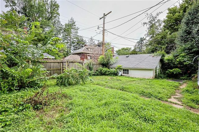 2512 Jules Street, St Joseph, MO 64501