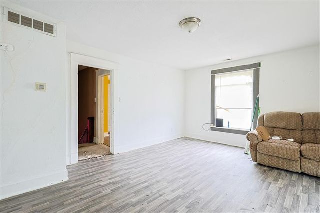 2512 Jules Street, St Joseph, MO 64501