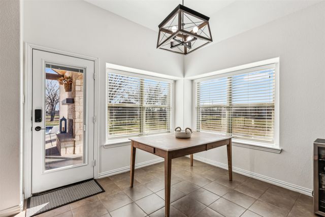 112 Cardiff Lane, Waxahachie, TX 75167