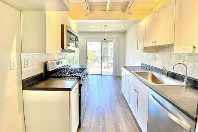 985 S Idaho Street 40, La Habra, CA 90631