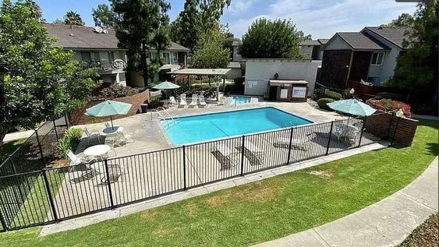 985 S Idaho Street 40, La Habra, CA 90631