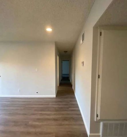 985 S Idaho Street 40, La Habra, CA 90631