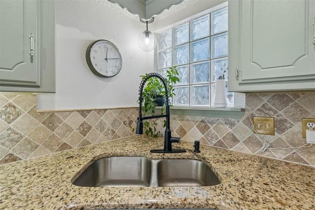 1001 Apollo Circle, Edmond, OK 73003