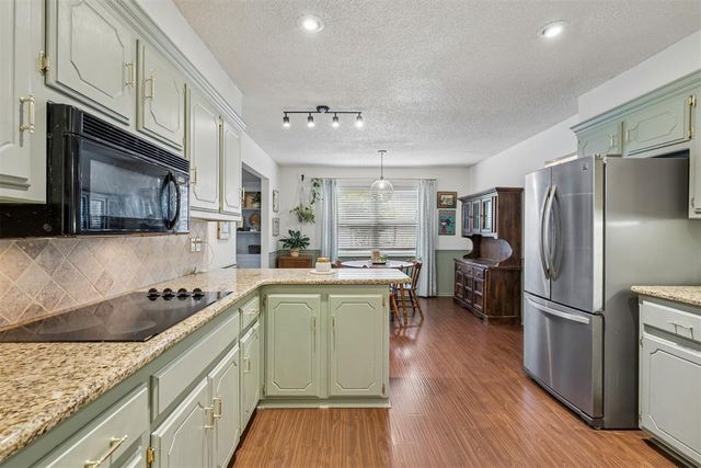 1001 Apollo Circle, Edmond, OK 73003