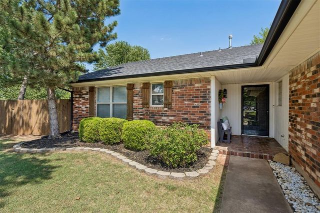 1001 Apollo Circle, Edmond, OK 73003