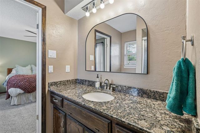 1001 Apollo Circle, Edmond, OK 73003