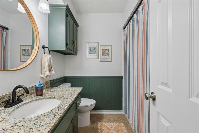 1001 Apollo Circle, Edmond, OK 73003