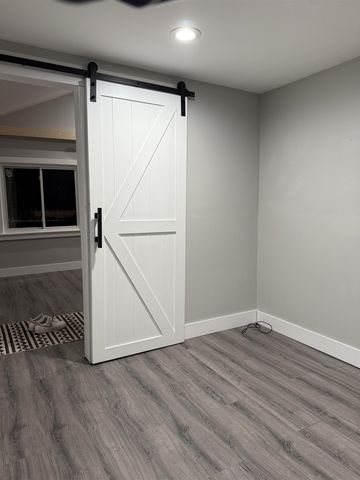 2117 E Schumacher Avenue, Burton, MI 48529