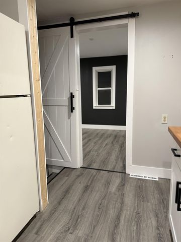 2117 E Schumacher Avenue, Burton, MI 48529