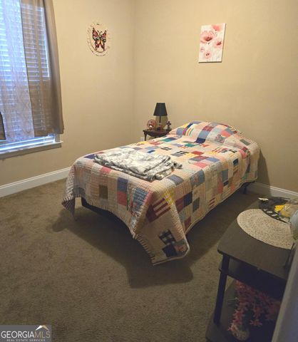 50 Meadow View Street, Newnan, GA 30263