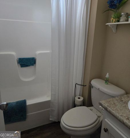 50 Meadow View Street, Newnan, GA 30263