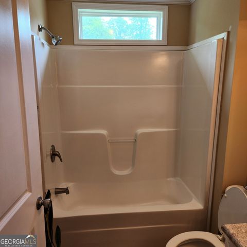 50 Meadow View Street, Newnan, GA 30263