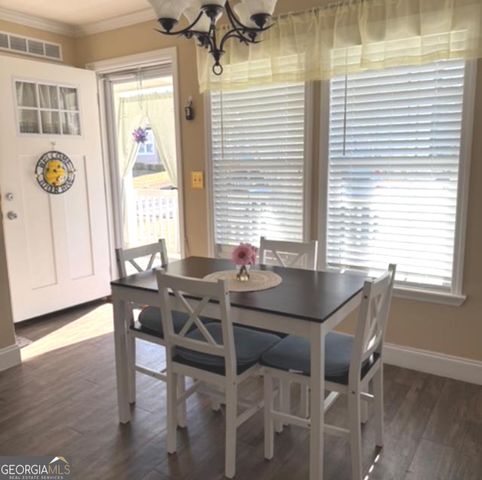 50 Meadow View Street, Newnan, GA 30263