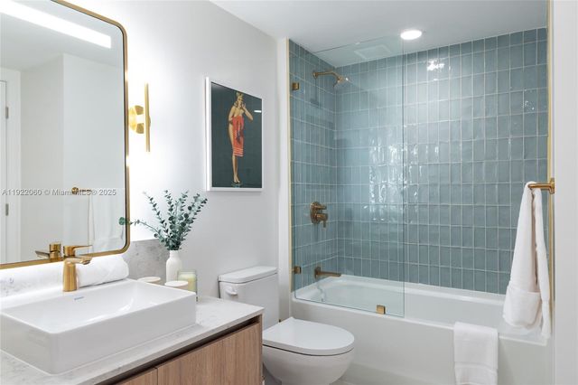 159 NE 6th St 3209, Miami, FL 33132