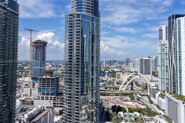 159 NE 6th St 3209, Miami, FL 33132