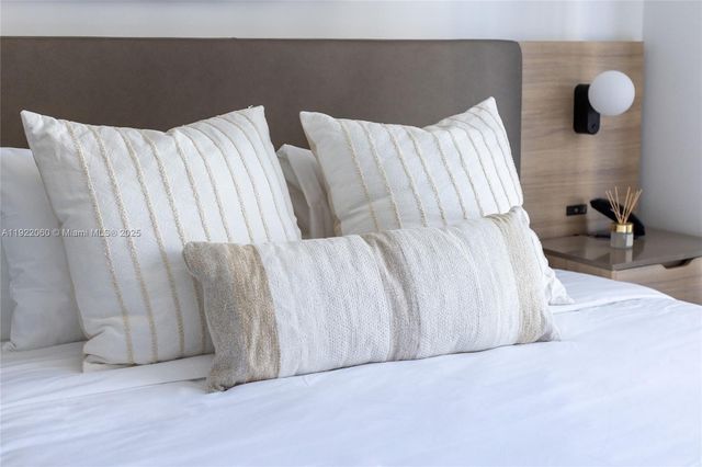 159 NE 6th St 3209, Miami, FL 33132