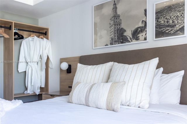 159 NE 6th St 3209, Miami, FL 33132