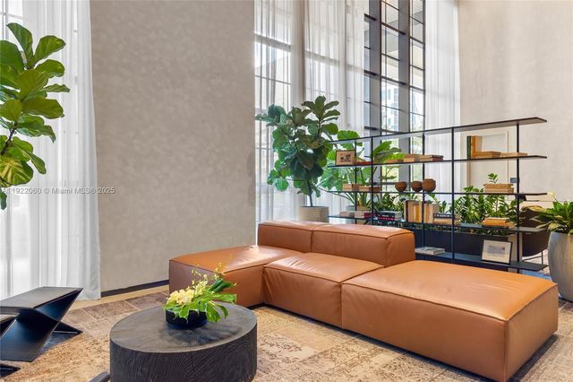 159 NE 6th St 3209, Miami, FL 33132