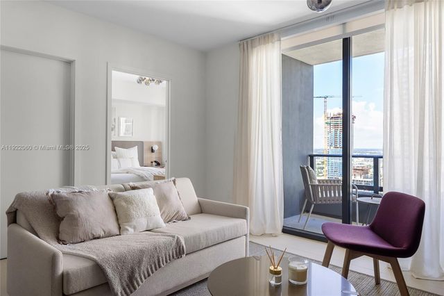 159 NE 6th St 3209, Miami, FL 33132