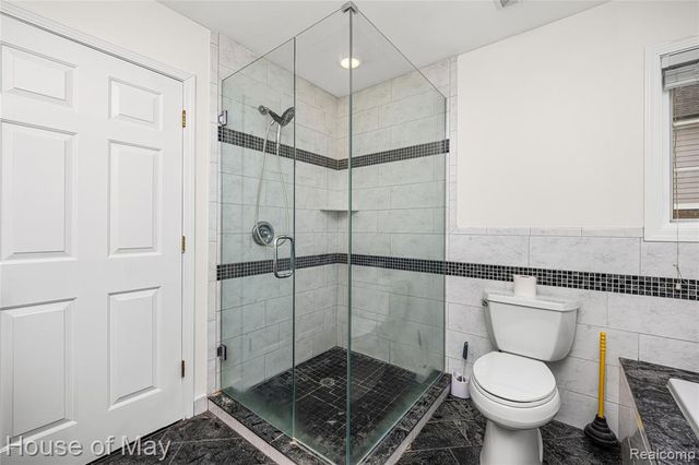 35260 Bradford Drive, New Baltimore, MI 48047