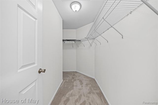 35260 Bradford Drive, New Baltimore, MI 48047