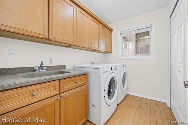 35260 Bradford Drive, New Baltimore, MI 48047