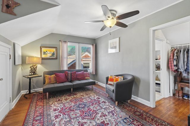 3820 47th Avenue S, Minneapolis, MN 55406