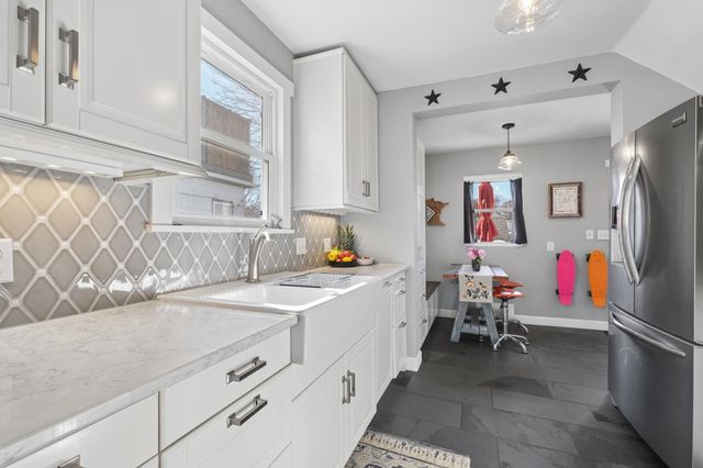 3820 47th Avenue S, Minneapolis, MN 55406