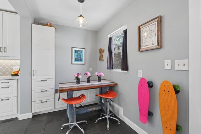 3820 47th Avenue S, Minneapolis, MN 55406