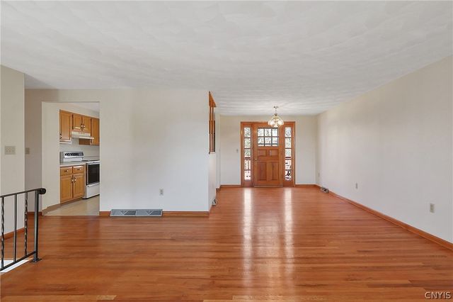 8104 Maple Road, Clay, NY 13041