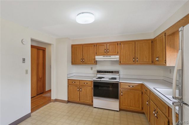 8104 Maple Road, Clay, NY 13041