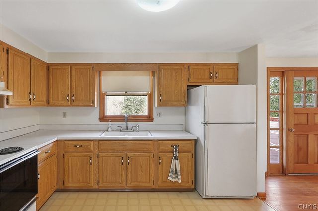 8104 Maple Road, Clay, NY 13041