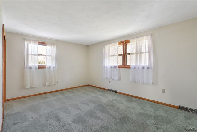 8104 Maple Road, Clay, NY 13041