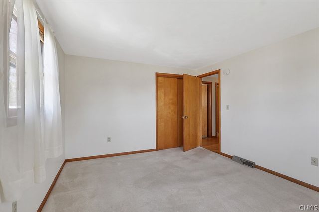 8104 Maple Road, Clay, NY 13041