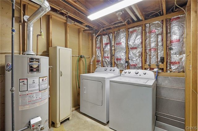 8104 Maple Road, Clay, NY 13041